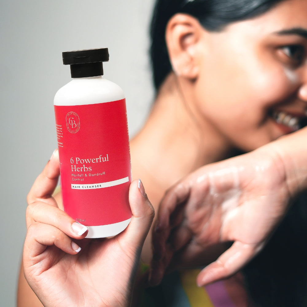 6 Powerful Herbs, Hairfall & Dandruff Control Cleanser